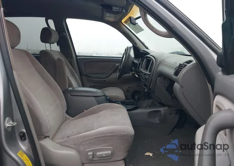 2001 Toyota Sequoia Sr5 V8 from USA, damaged, VIN 5TDBT44A51S017594